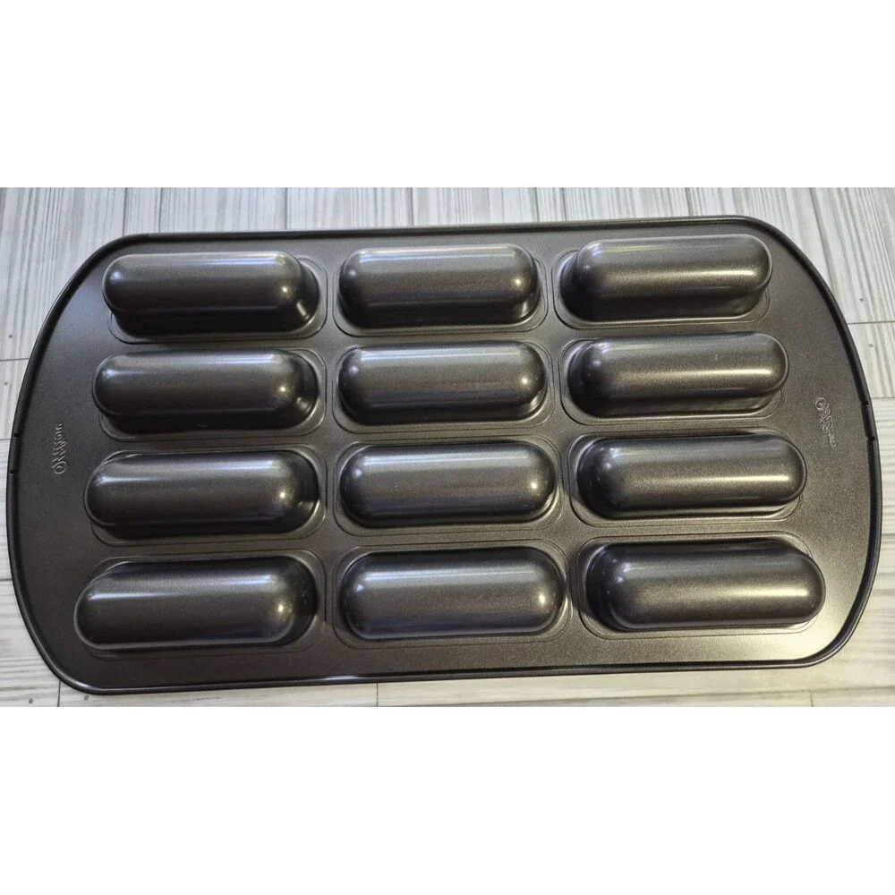Wilton Mini Cake Twinkie 12 Cavity Molds Carbon Steel Non-Stick Baking Pan Gray